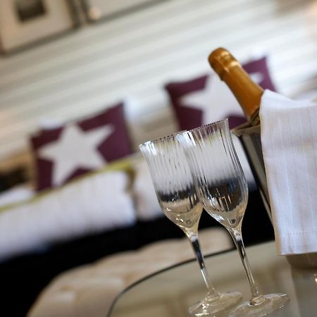 Hotell Tinget Sala Dış mekan fotoğraf