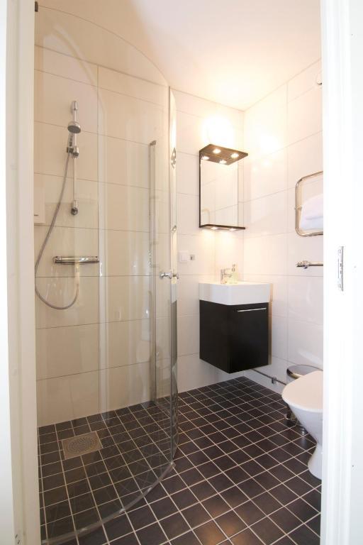 Hotell Tinget Sala Oda fotoğraf